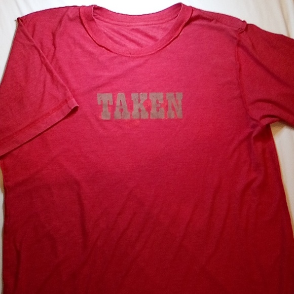 Loyal Army, Size XL, Red w/Gold "single" & "taken" imprint, Short Sleeve T-shirt - Picture 4 of 4